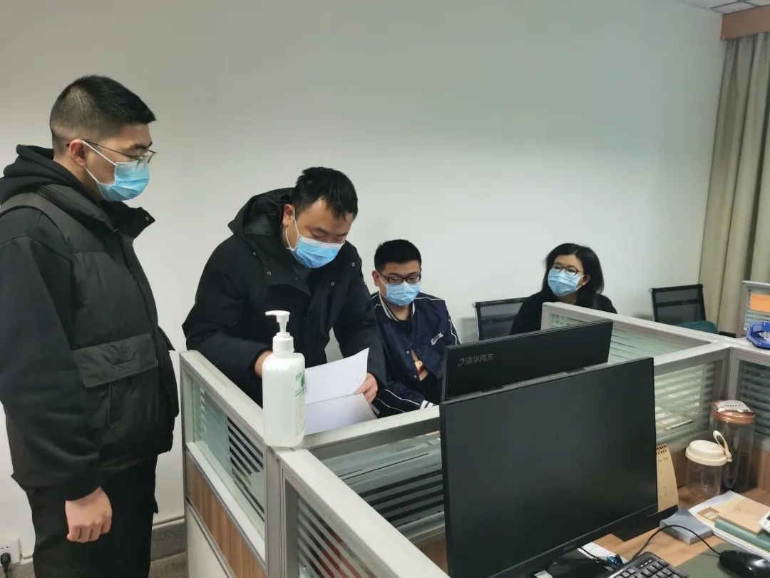 清风春城