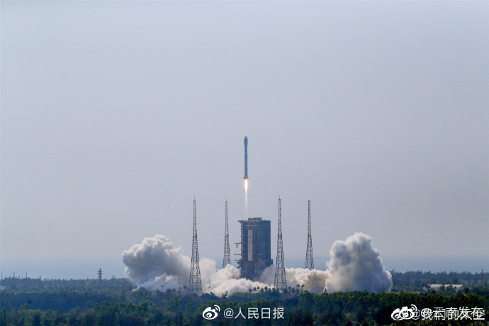 中国成功发射一箭22星！长征八号遥二运载火箭飞行试验成功
