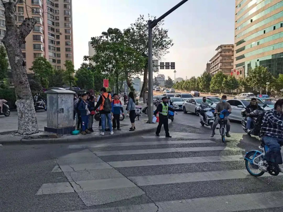 昆明信息港/cnkmxxg