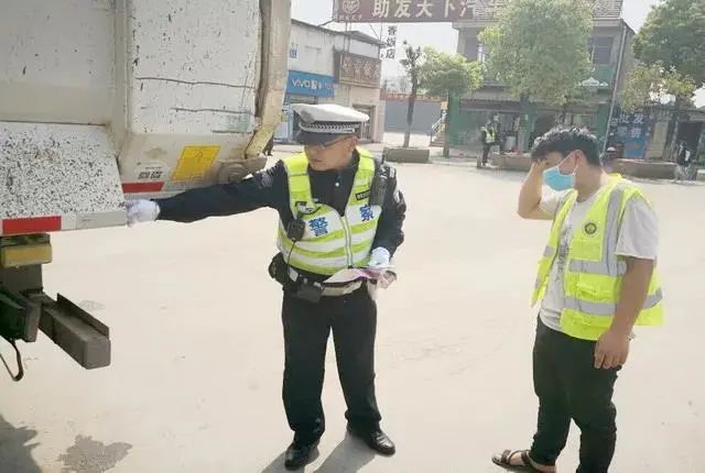 昆明交警
