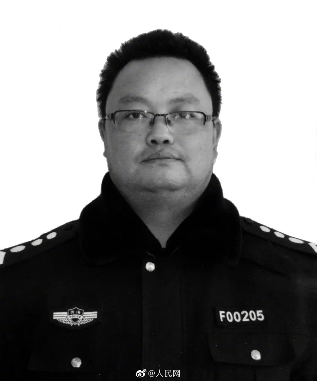 痛心！青海37岁辅警处置事故时因公殉职