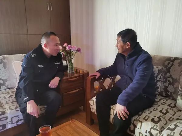 昆明交警