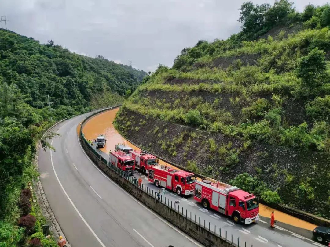 云南高速通
