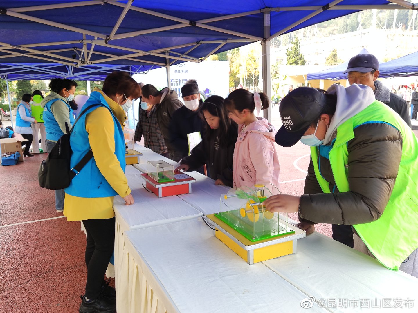 “昆明市西山区发布”微博