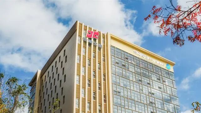 春城晚报