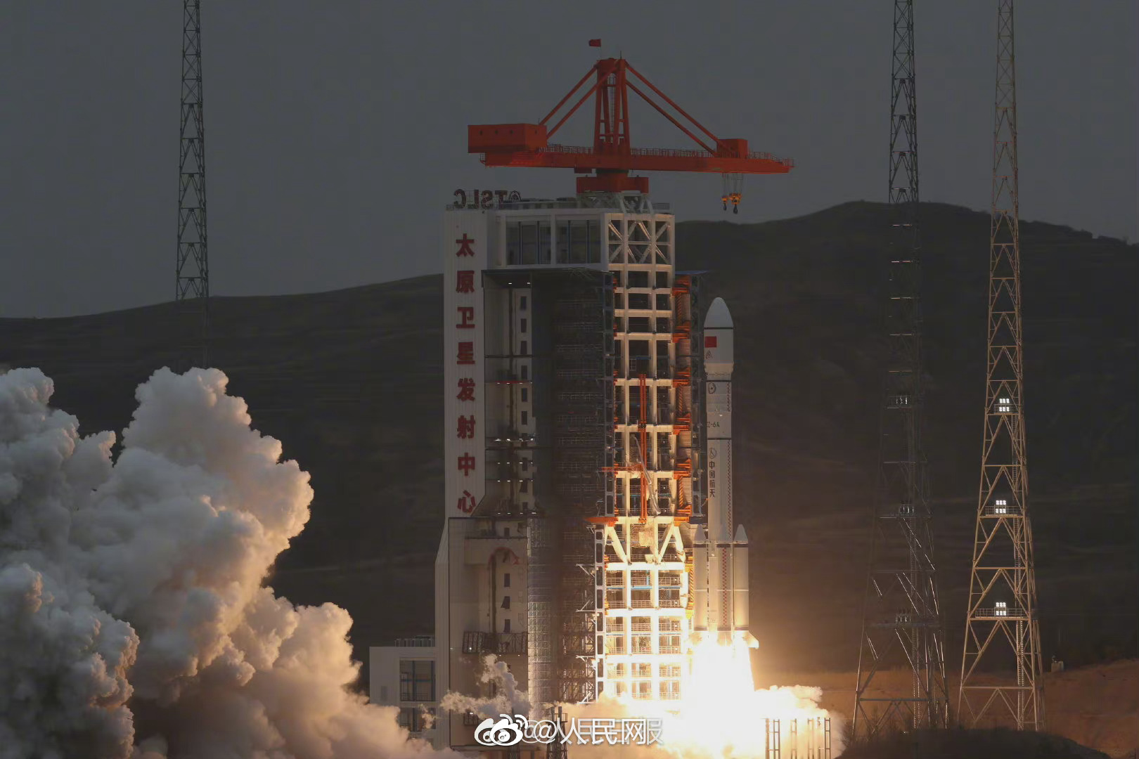 长征六号改运载火箭发射成功