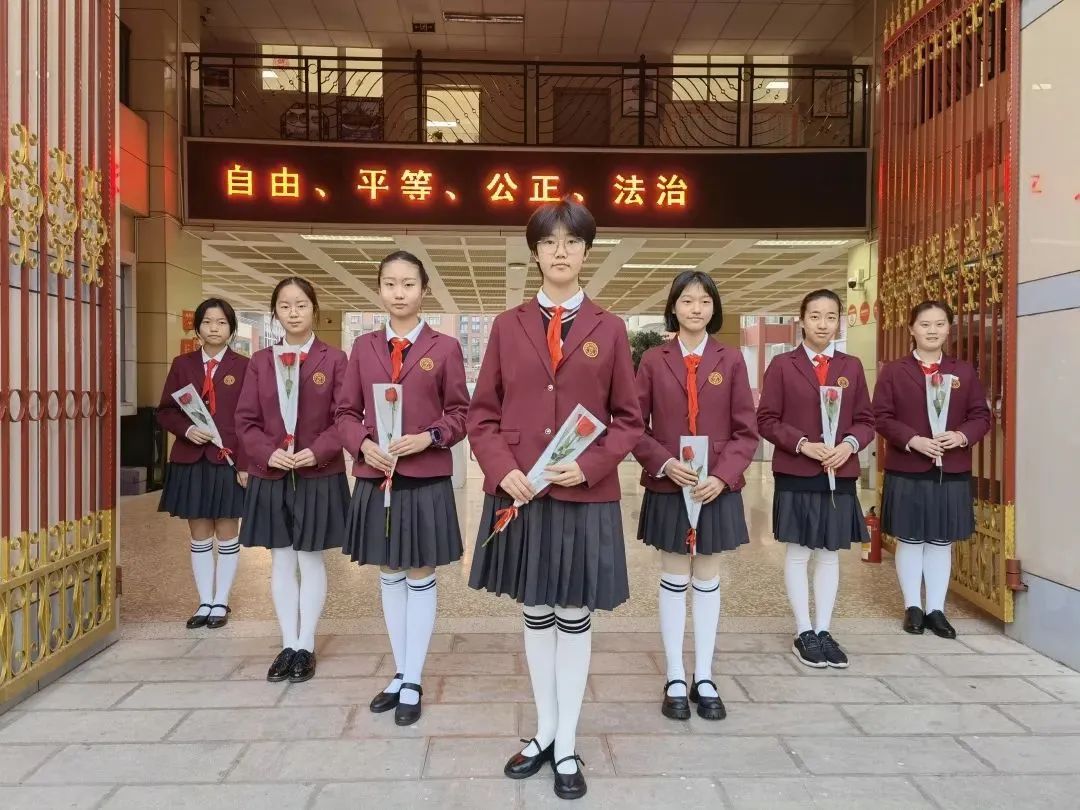 盘龙教育(微信)