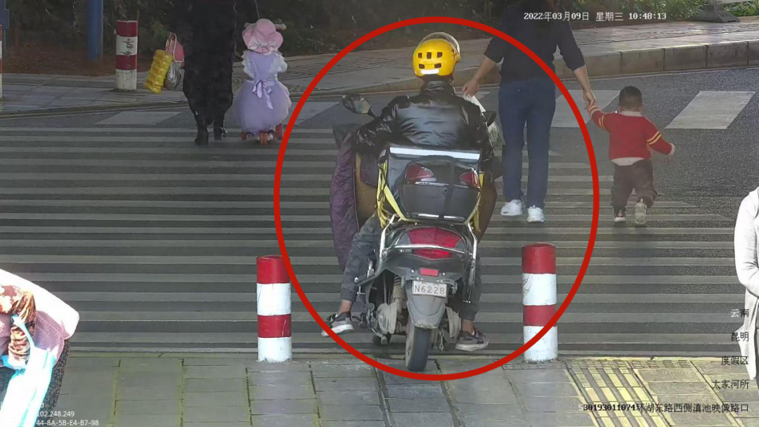昆明交警