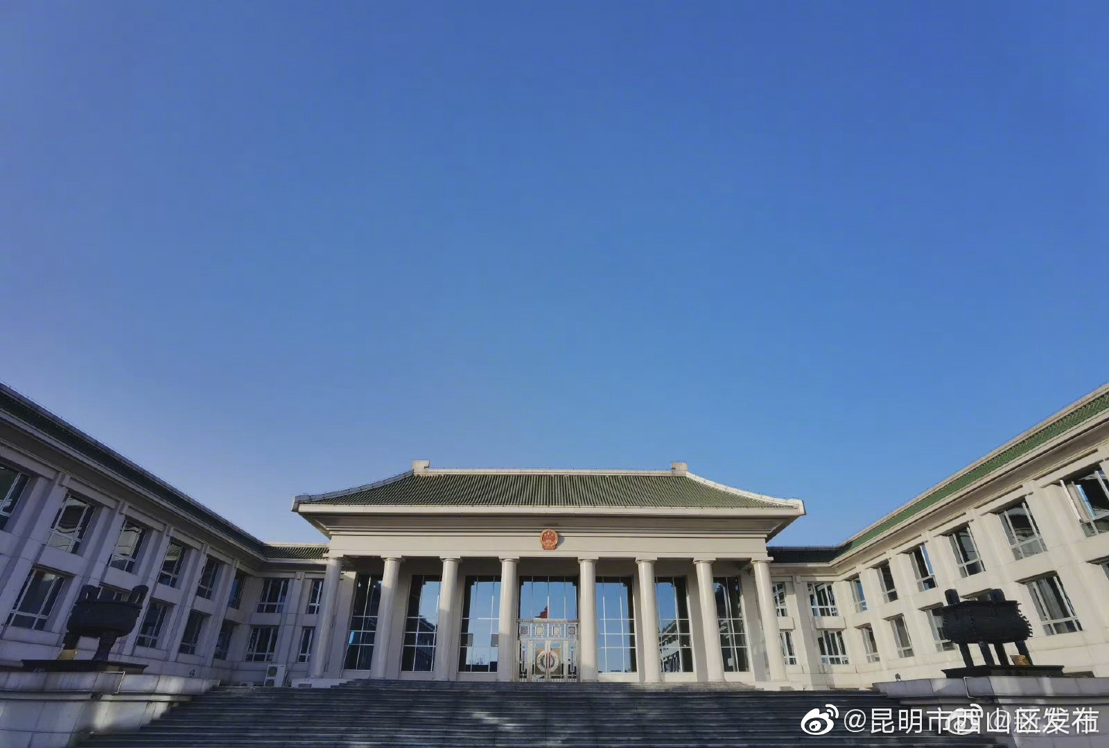 最高检：以惩罚性赔偿让食药领域违法者痛到不敢再犯