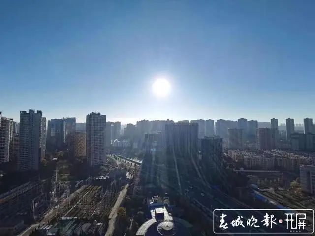 春城晚报