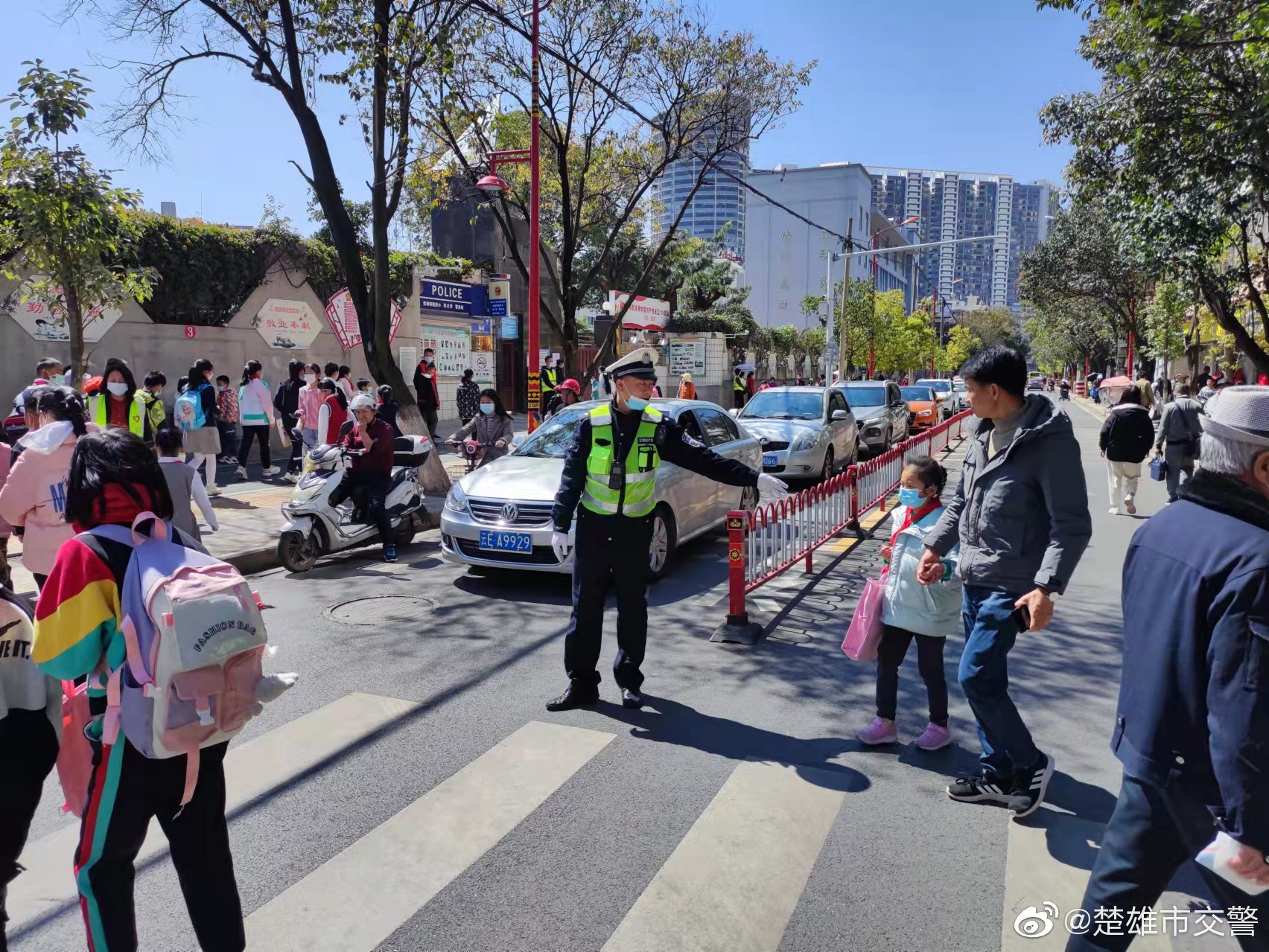 楚雄市交警微博