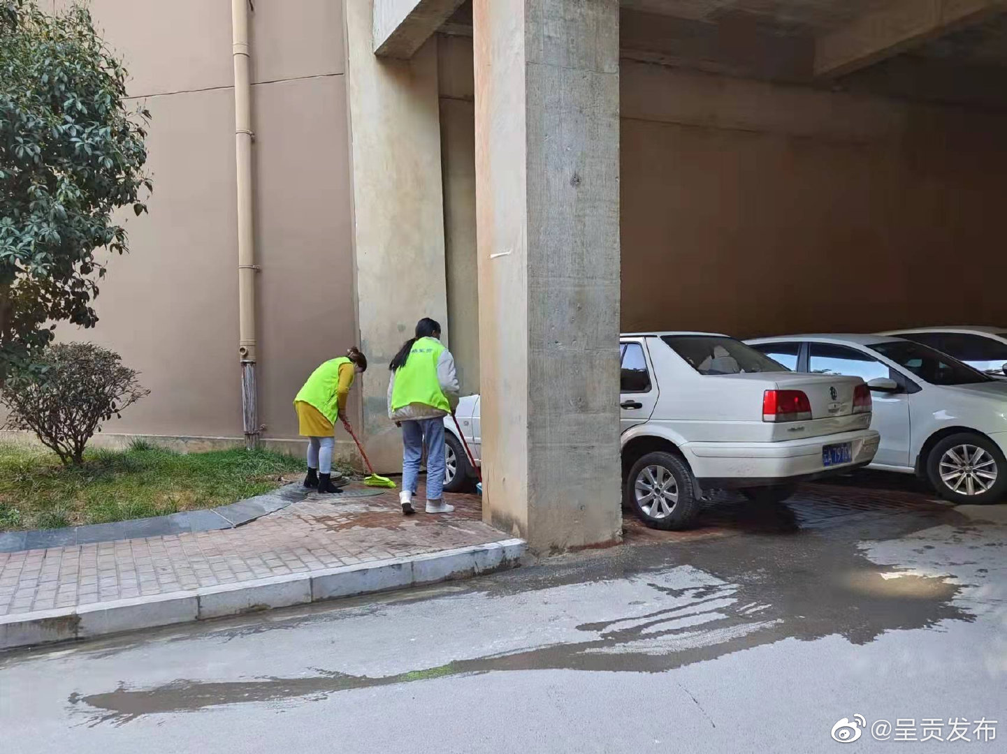 乌龙街道精细网格治理 第一时间响应、处置居民诉求