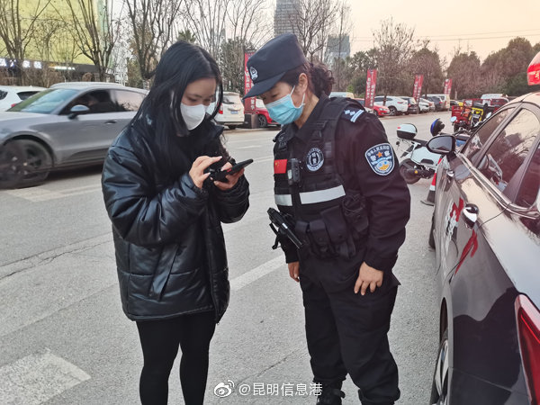 这个女警一年巡逻里程10000余公里