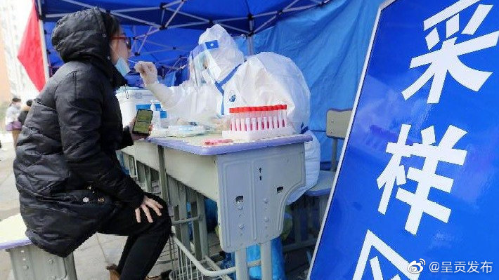 专家提醒：做核酸检测摘口罩后别大口吸气