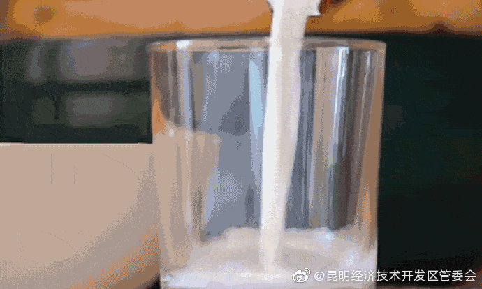 早餐奶vs牛奶哪个好？别被广告“套路”了 