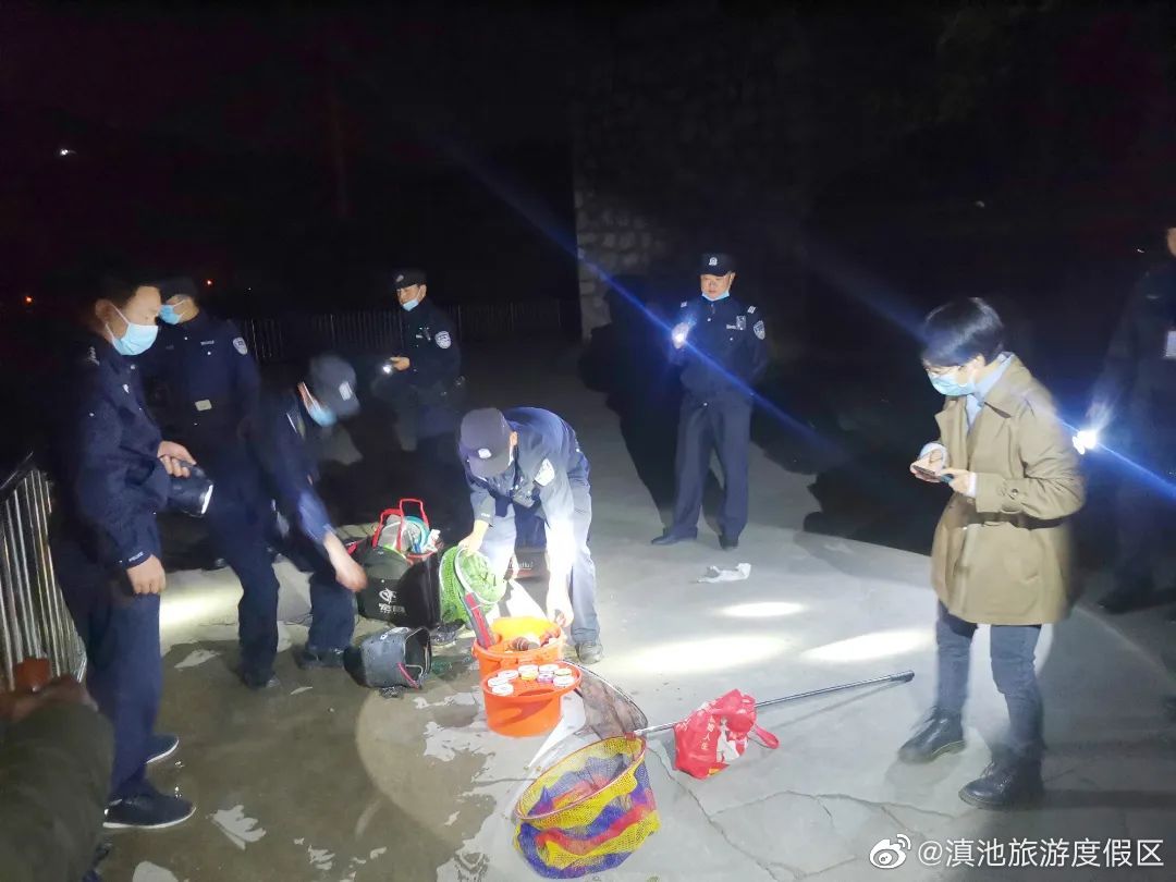 “突袭”重点区域！度假区开展“十年禁渔”夜间联合执法