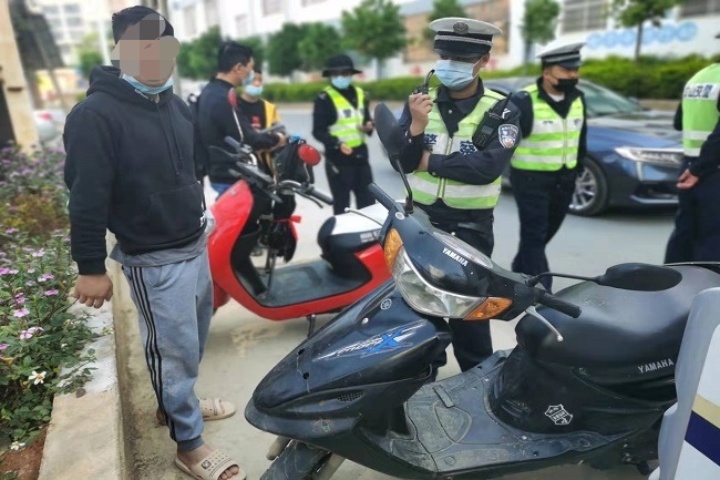 文山市交警大队微博