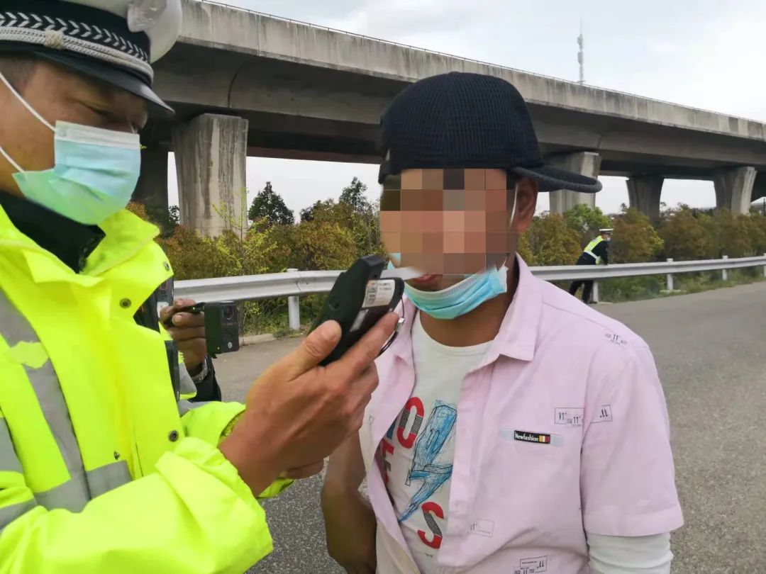 昆明交警