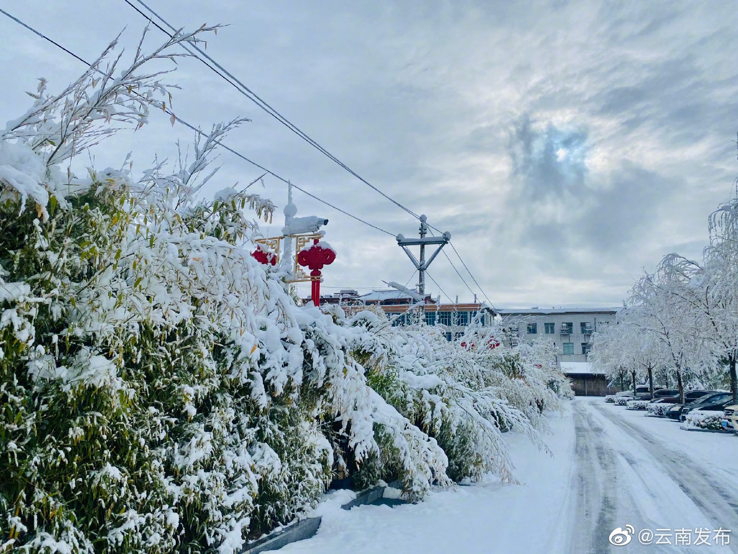“云南发布”微博