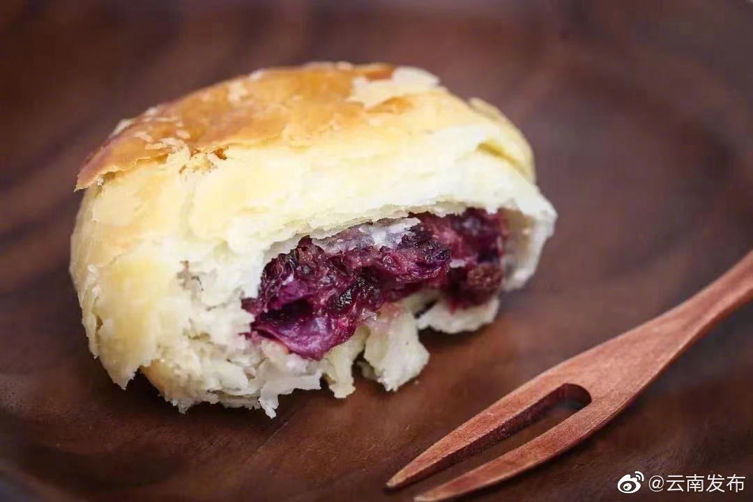 云南大学推出30多道玫瑰花菜肴