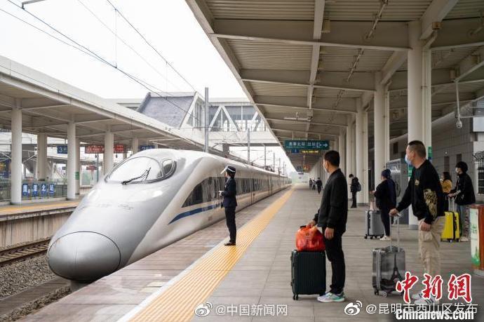 铁路最大限度停开或减开涉疫地区始发列车