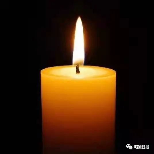 此刻，一起点灯，缅怀亲人