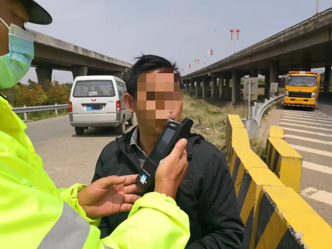 昆明交警