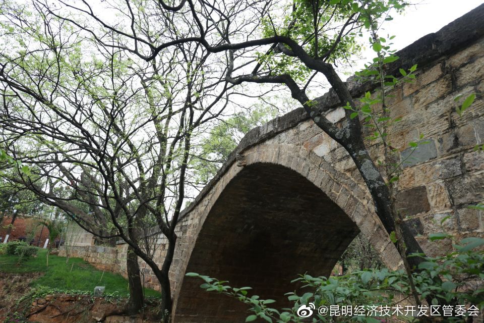 昆明经济技术开发区管委会