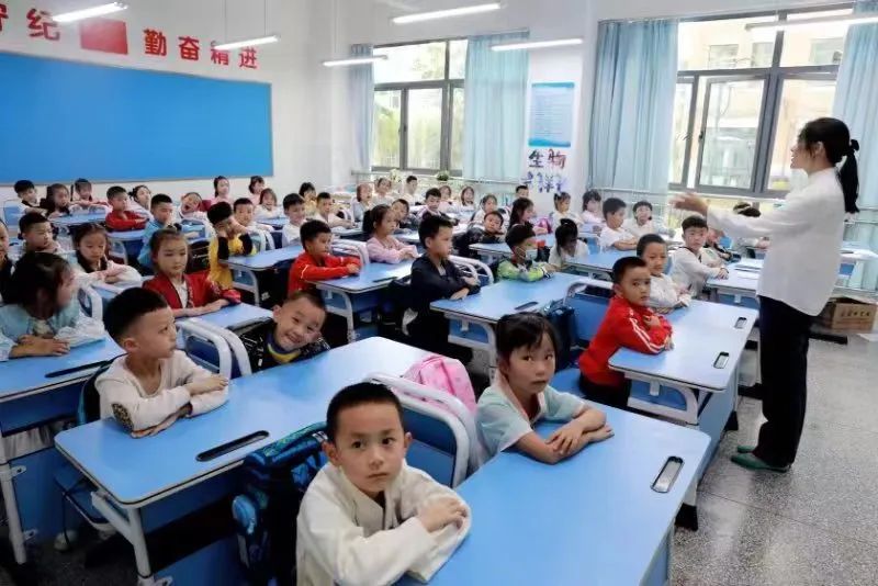 云南信息报