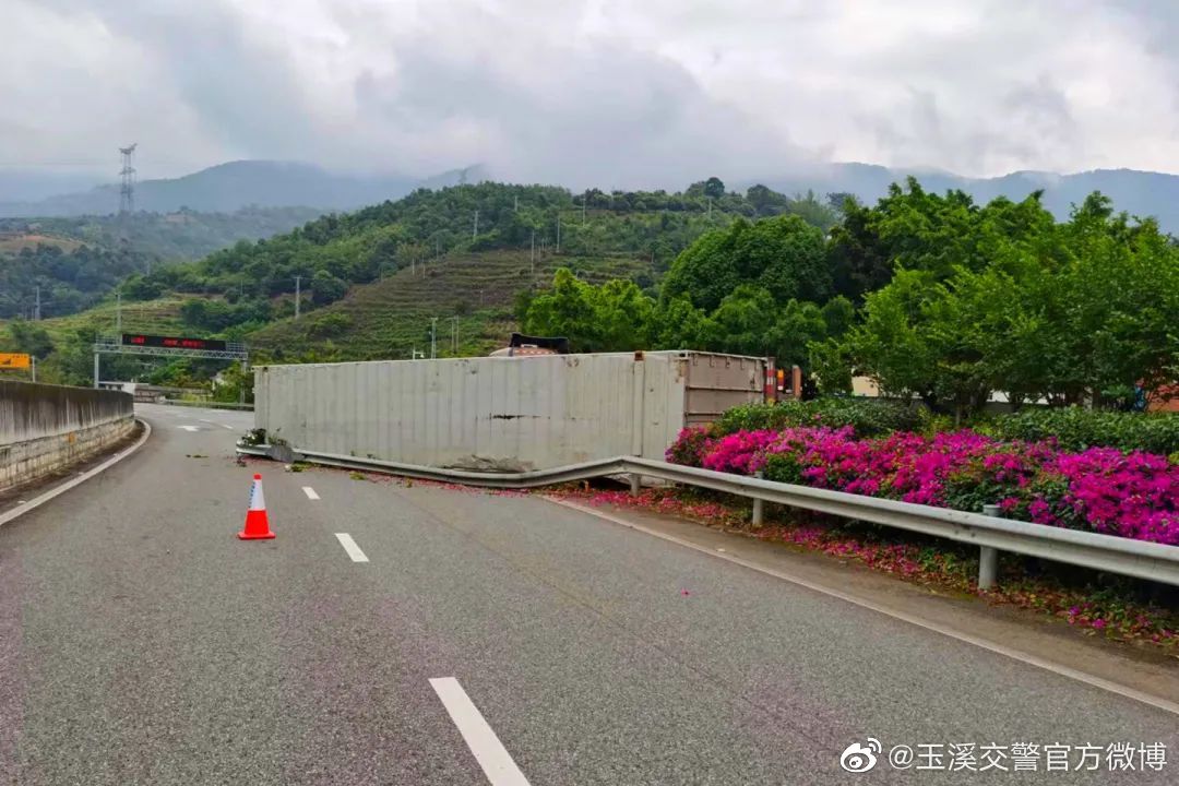 玉溪交警官方微博