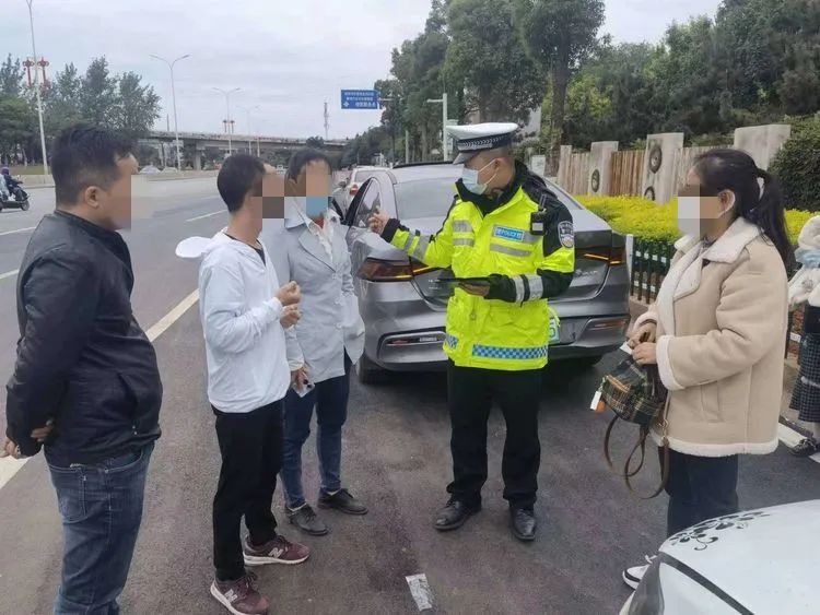 昆明交警