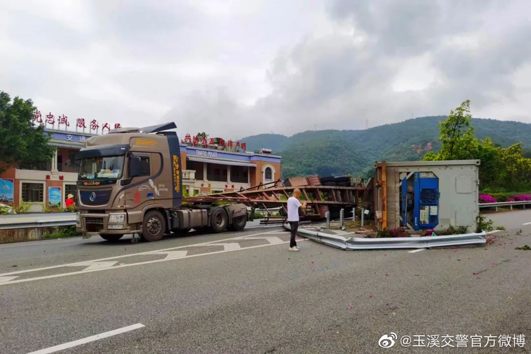 玉溪交警官方微博