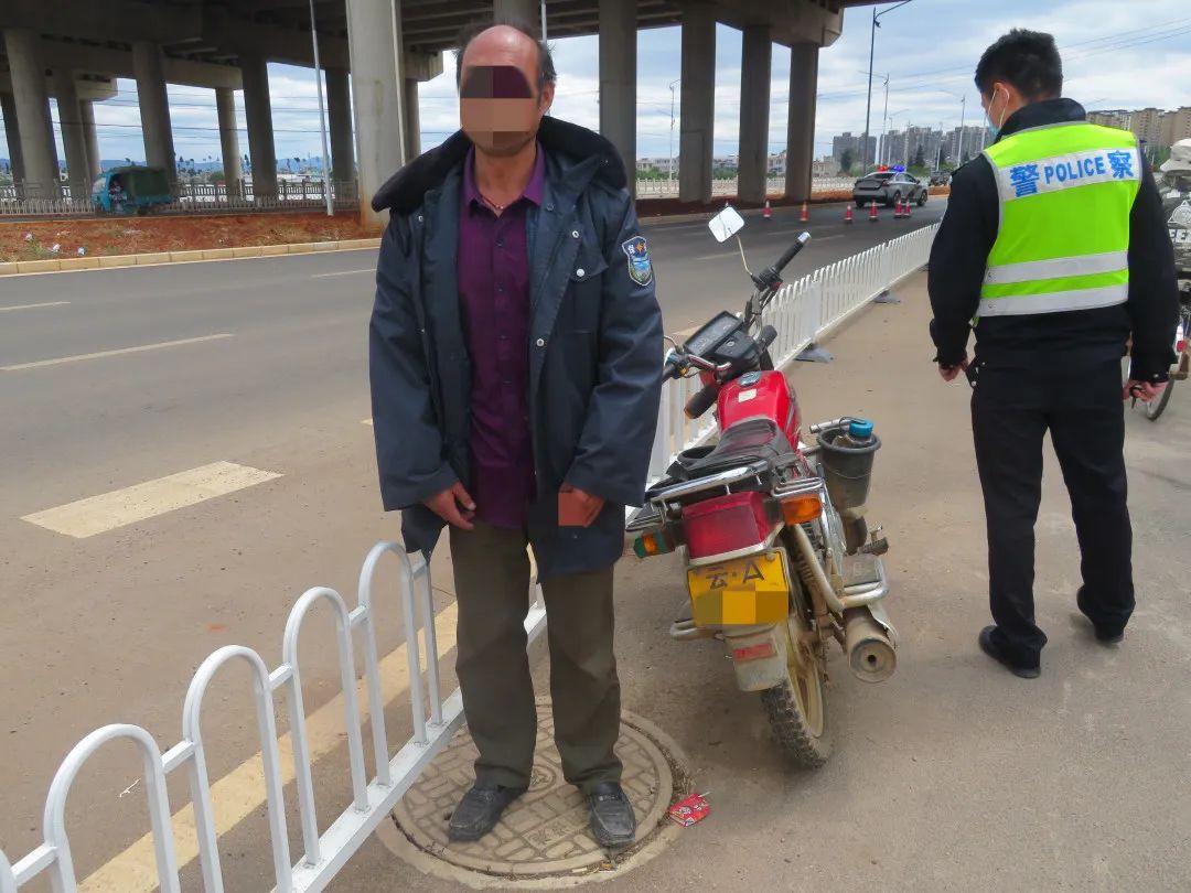 昆明交警
