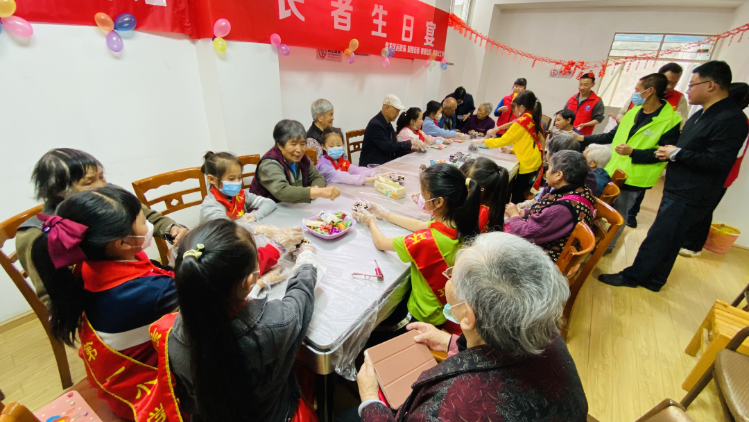 盘龙教育(微信)
