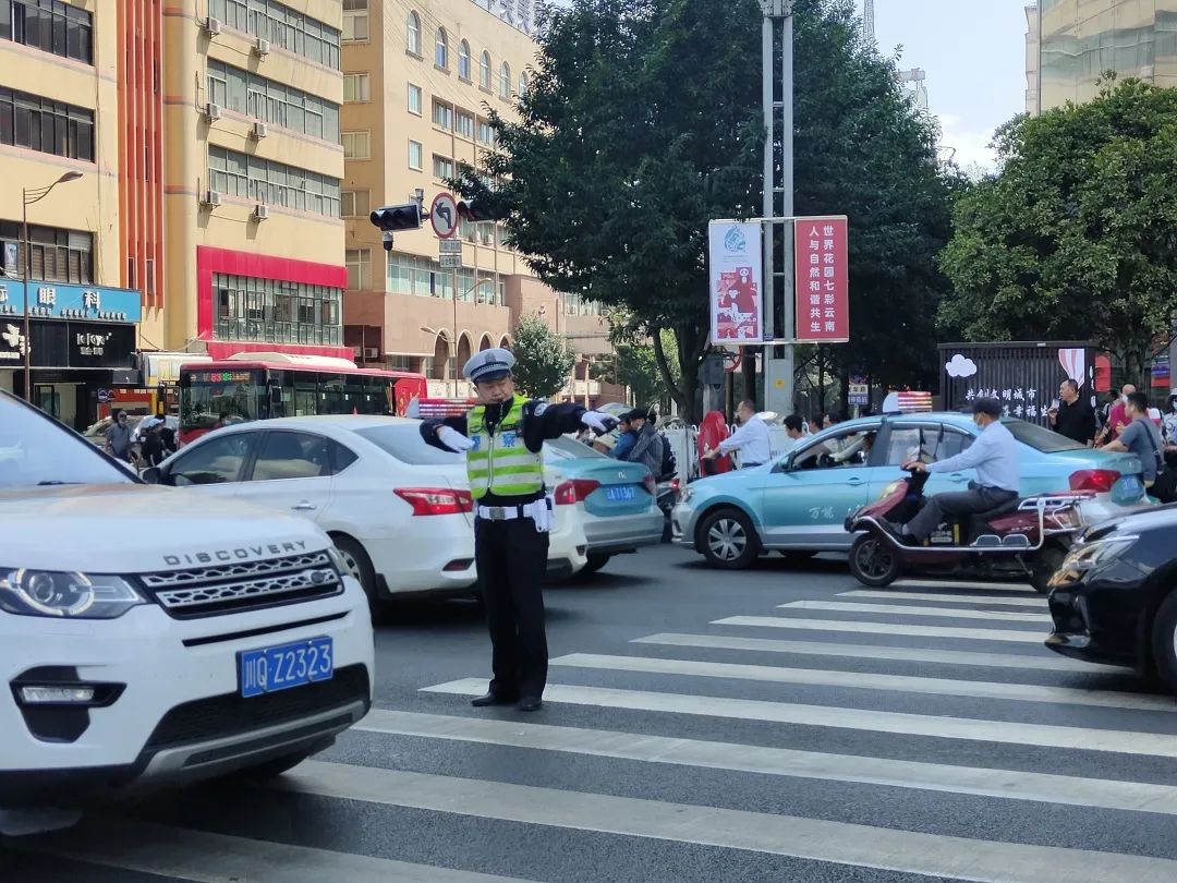 昆明交警