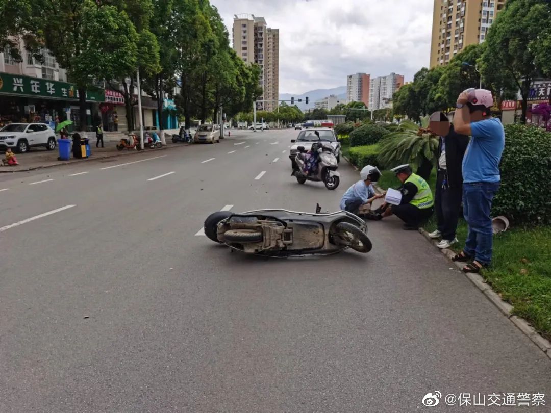 保山交通警察微博