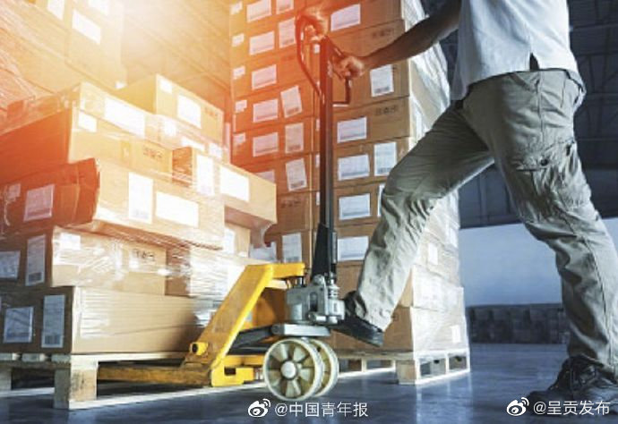 我国快递业务量连续八年位居世界第一