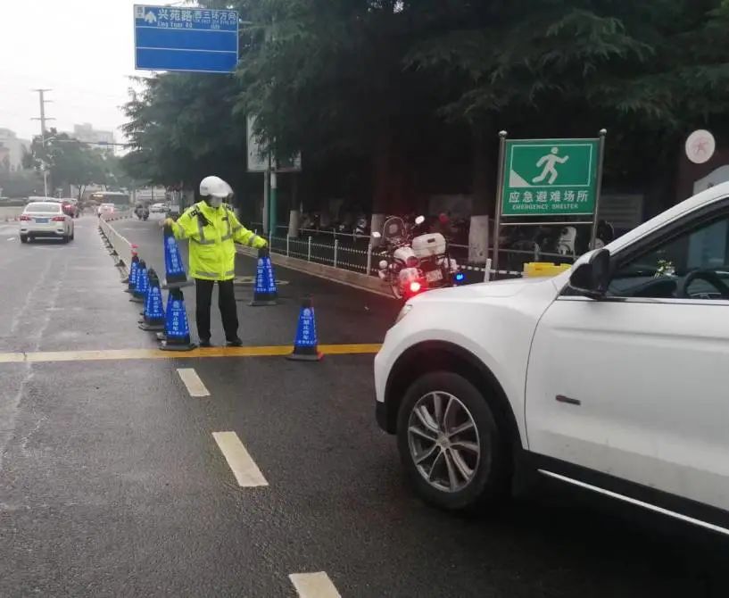 昆明交警