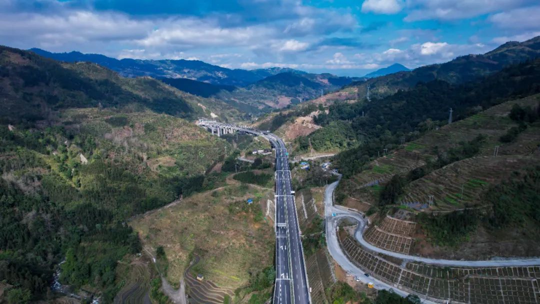 云南省人民政府网