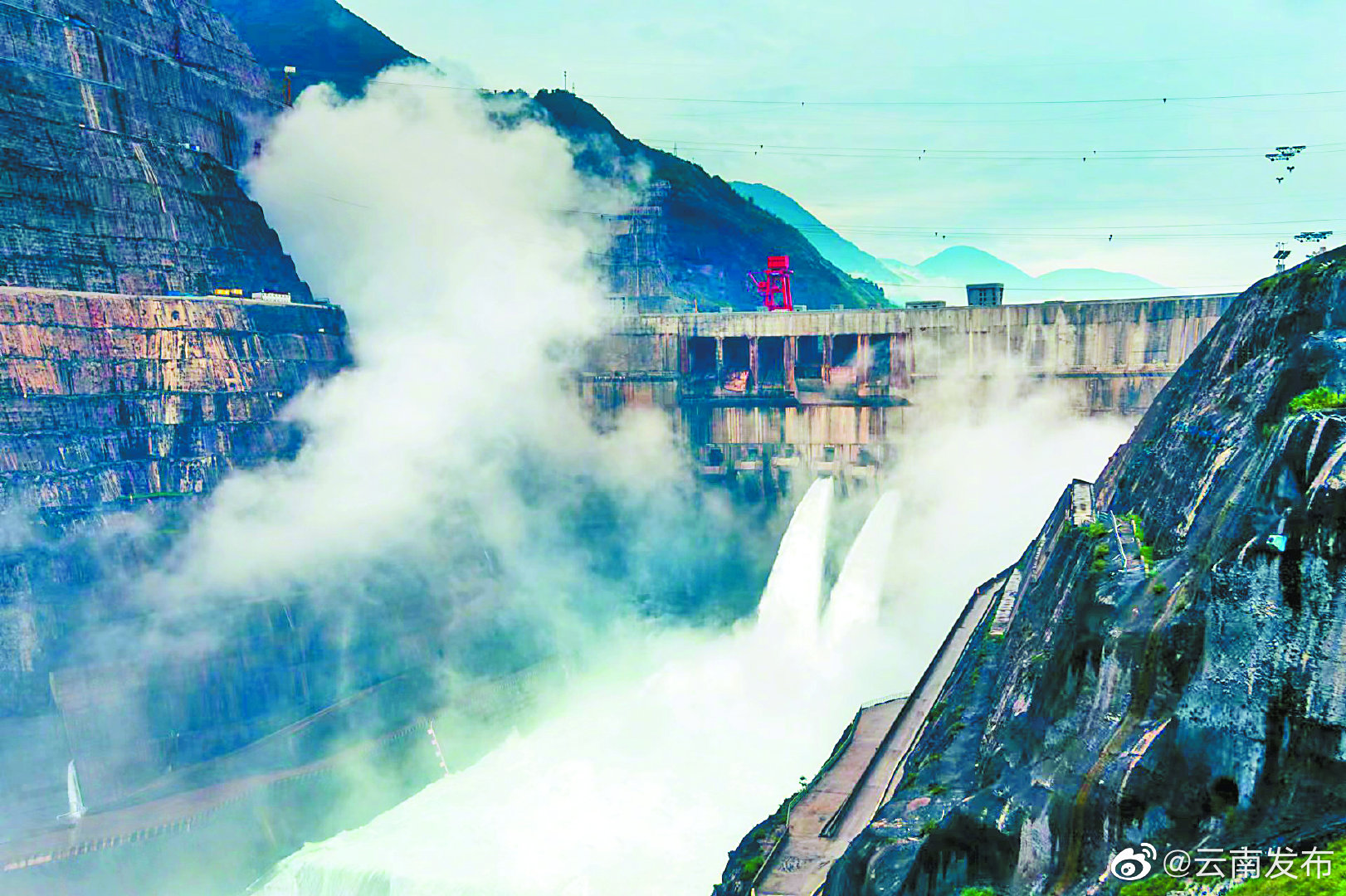 白鹤滩水电站全部机组具备并网发电条件