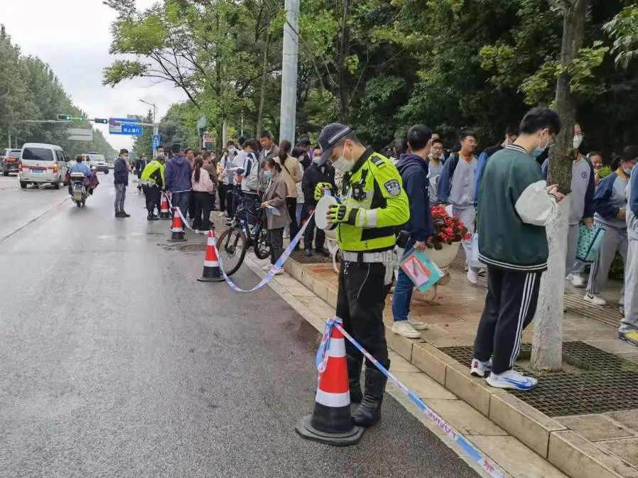 昆明交警