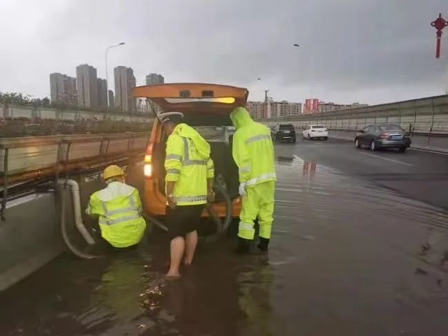 昆明交警