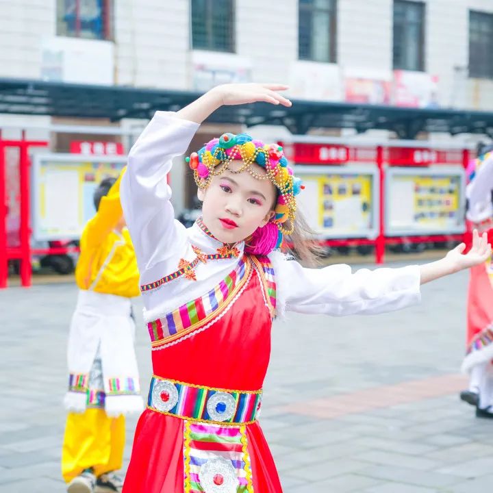 盘龙教育(微信)