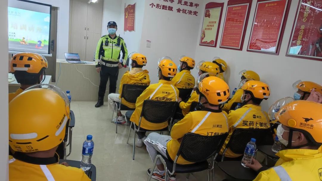 昆明交警