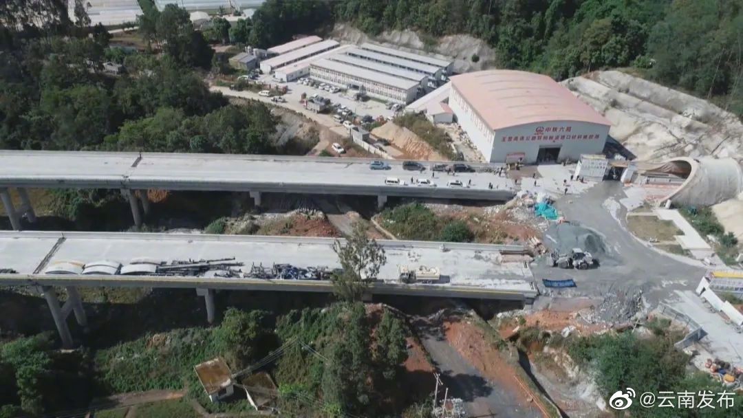 玉楚高速最后一条长隧贯通