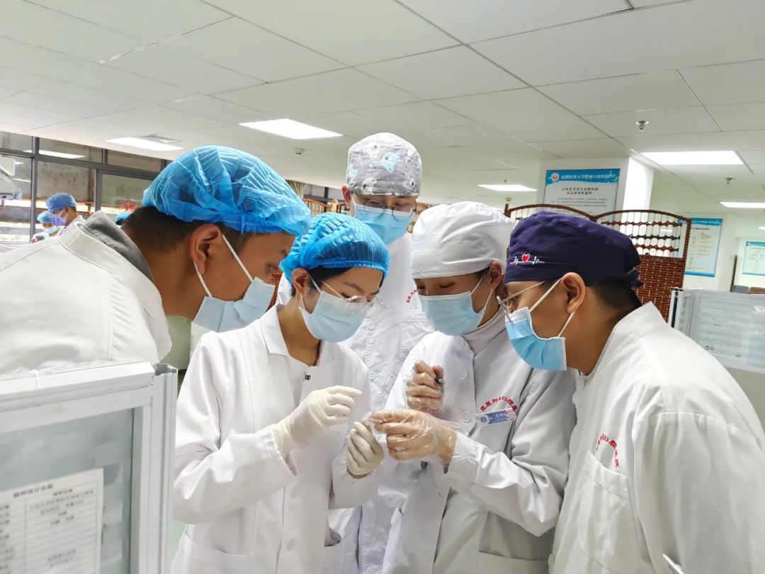 昆明医科大学附属口腔医院