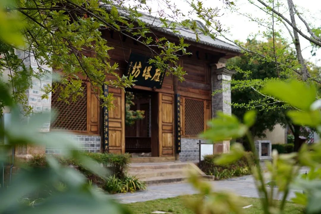 昆明轿子山旅游