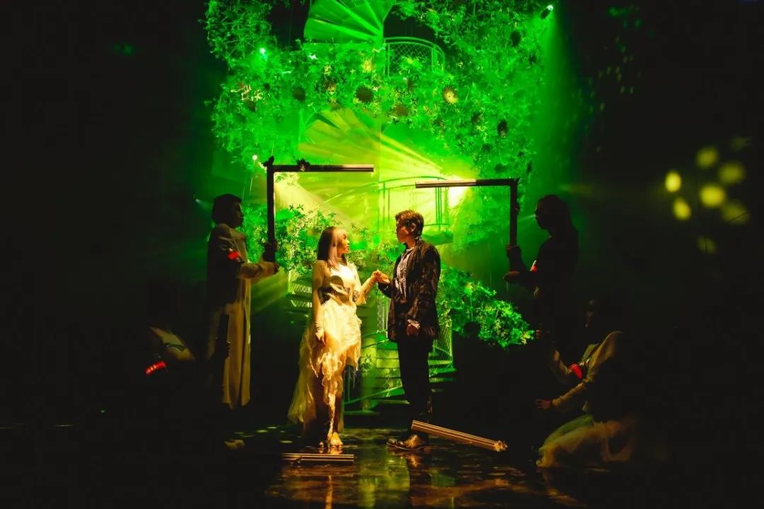 昆明轿子山旅游