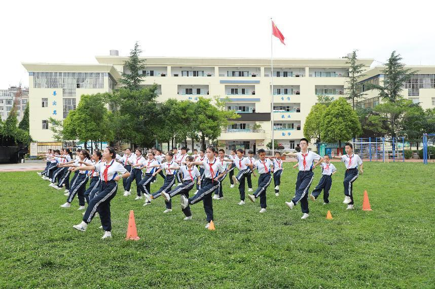 昆明西山教育体育