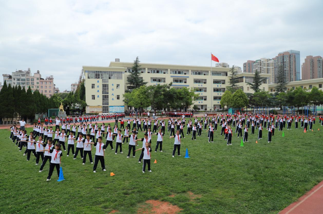 昆明西山教育体育